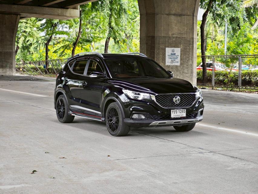 ขายรถ MG ZS 1.5X sunroof ปี 2020 สีดำ เกียร์ออโต้