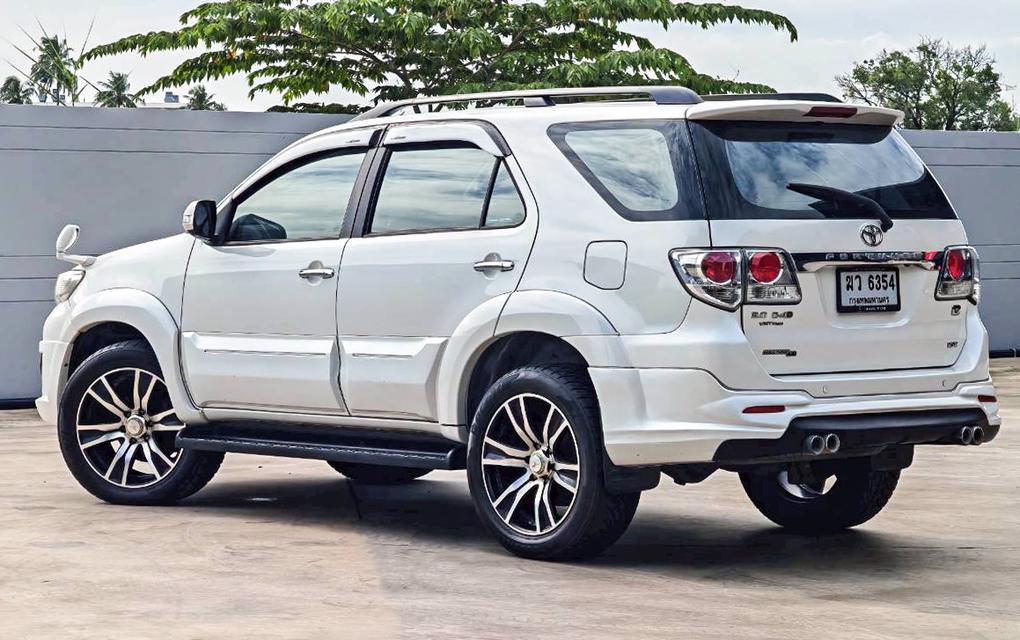 ขาย TOYOTA FORTUNER 3.0 V 4WD ปี 2012