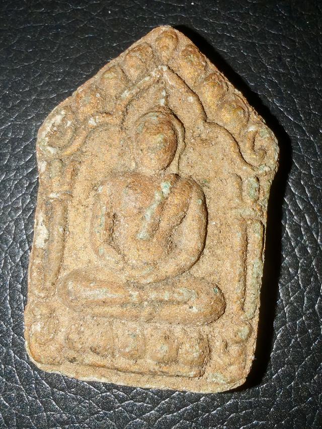 พระขุนแผนผงพรายกุมารหลวงปู่ทิมว้ดระหารไร่ยุคต้นหลังตะกุดเดี่ยว