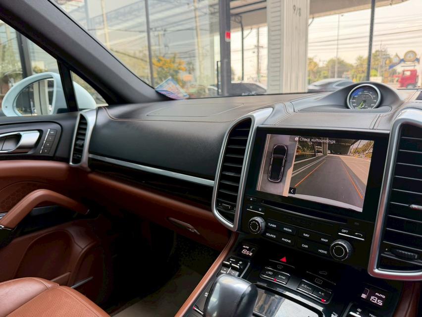 CAYENNE 3.0 HYBRID S E-Hybrid สีขาว รูปที่ 10