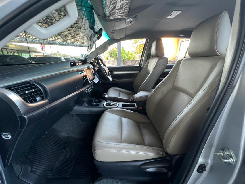 TOYOTA HILUX REVO, 2.4 G ปี 2015 โฉม PRERUNNER DOUBLE CAB สีเทา เกียร์ออโต้ ขับ2 รูปที่ 11