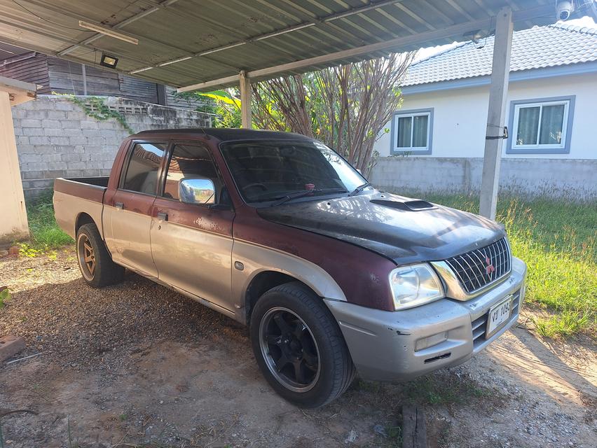 Mitsubishi Strada ตัวท็อปกระจกไฟฟ้า