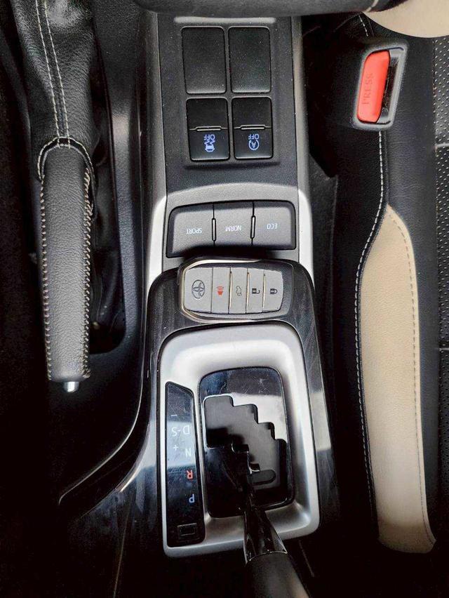 🔥ฟรีดาวน์ รถสวยมือเดียว ตัวท๊อปสุด รถเดิมๆ น๊อตไม่ขยับ Toyota Fortuner 2.8 LEGENDER BLACK TOP 4WD AT ปี 2022 14