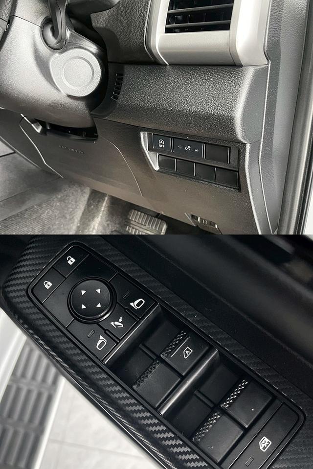 ออโต้ Mitsubishi triton 2.4Ultra Plus 4ประตู 11