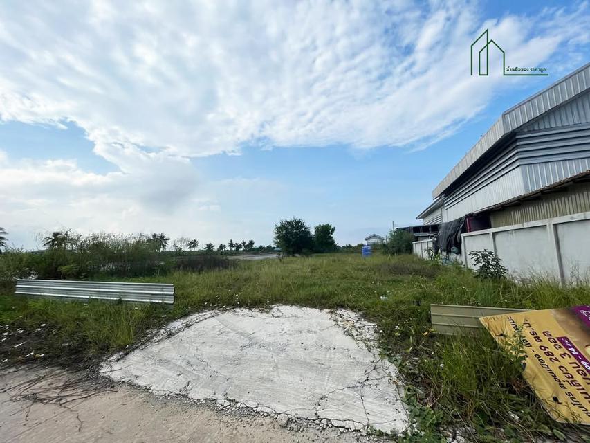 ขายโกดัง พร้อมออฟฟิศ และที่ดินถมแล้ว ขนาดที่ดินทั้ง 2 แปลงรวม 251 ตรว. คลองขวาง นนทบุรี 6