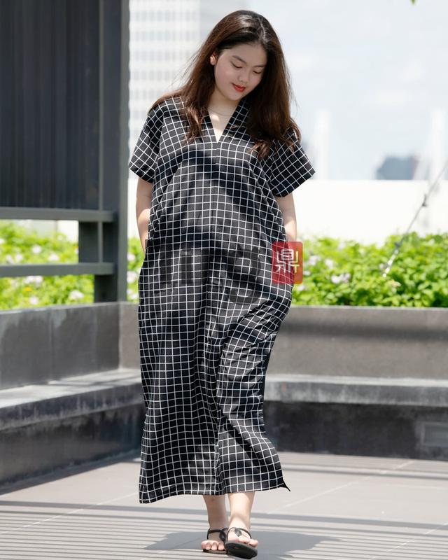 เดรสยาว เสื้อผ้าพลัสไซส์ ชุดสาวอวบ มือ 1 7