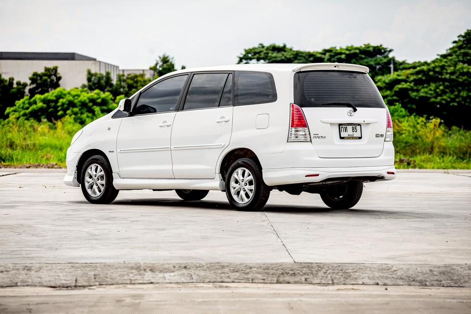 Toyota INNOVA 2.0G AT ปี 2011 สีขาว 8