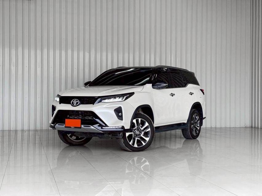 Toyota Fortuner  2.4 Legender ปี 2022 ใหม่มาก ไมล์น้อยสุดๆในตลาด