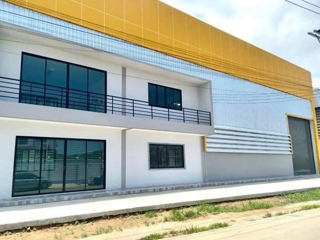 ให้เช่าโกดังคลังสินค้าบางน้ำจืดสมุทรสาครพื้นที่รวมประมาณ 1,200 ตรม.โกดังพร้อมออฟฟิศ 2ชั้น 3 ห้องน้ำ พื้นรับ น.น ได้ 3ตัน 2