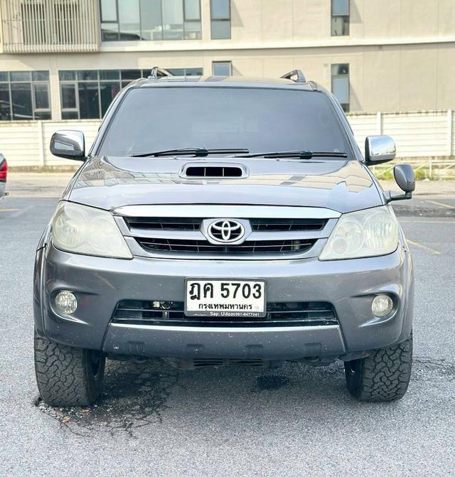 Toyota Fortuner 3.0 G เกียร์ธรรมดา ขับ 4 สีเทา ปี 2006