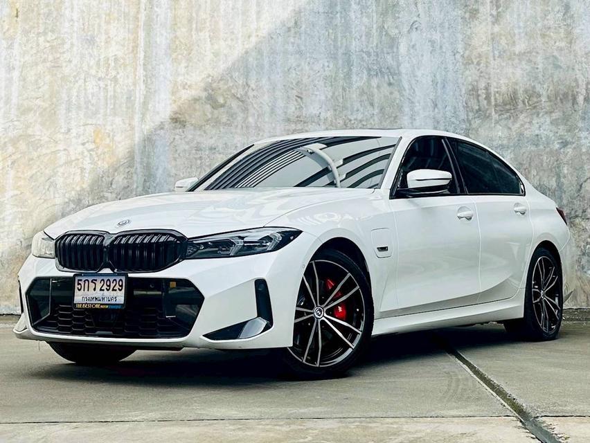 2023 BMW 330e M Sport Plug-in Hybrid G20 LCI รถใหม่ BSI เหลือๆ