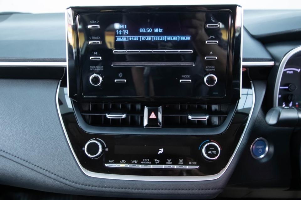 รหัสรถ 2A782  ALTIS 1.8 HYBRID ENTRY 13