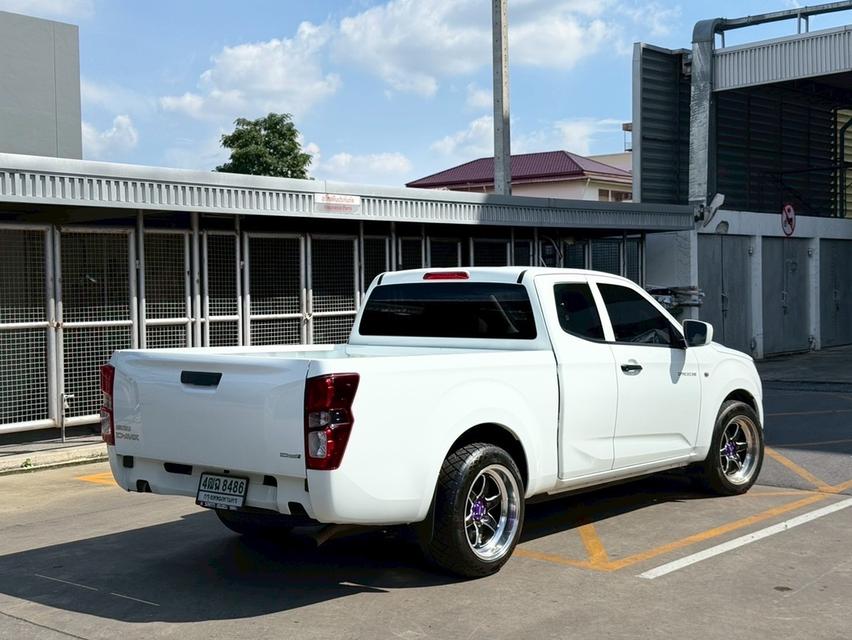 ISUZU D-MAX SPACECAB 1.9Ddi L 2022 เกียร์ธรรมดา ดีเซล MINOR CHANGE มือเดียว