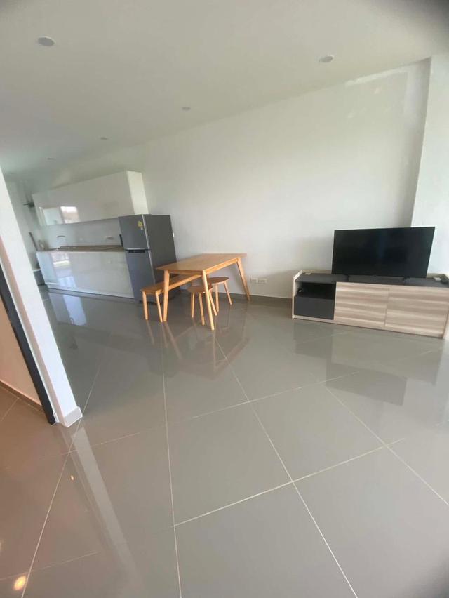 ขายพร้อม/ผู้เช่าคอนโดวงศ์อมาตย์ ไพรเวซี่ รีสอร์ท แอนด์ เรสซิเดนซ์ 12