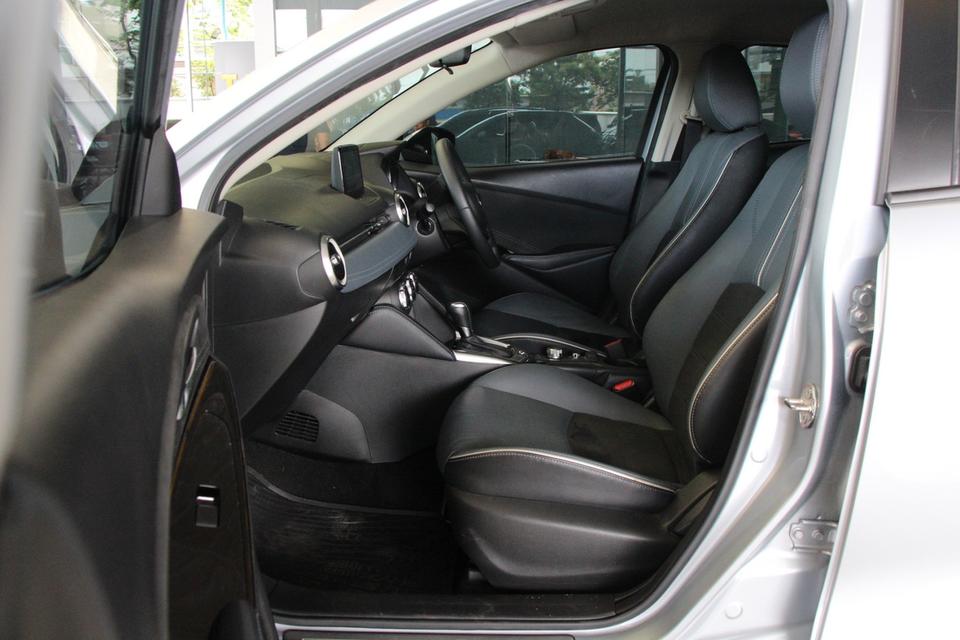 รหัสรถ TKG5081 MAZDA 2 1.3 S LEATHER SPORTS ปี 2020 12