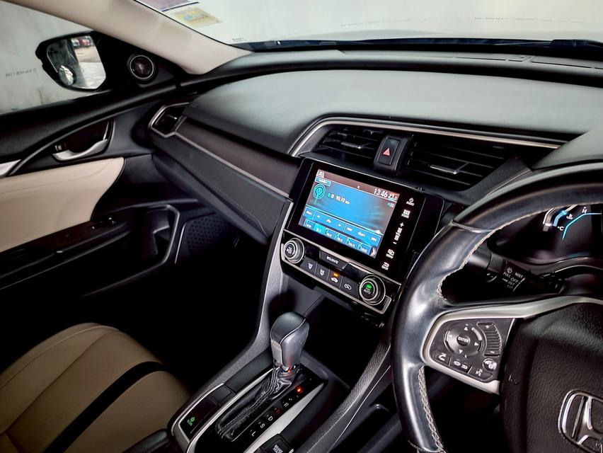 🚗HONDA CIVIC FC 1.8 EL เกียร์ A/T ปี 2018🚗 ฟรีดาวน์ 10