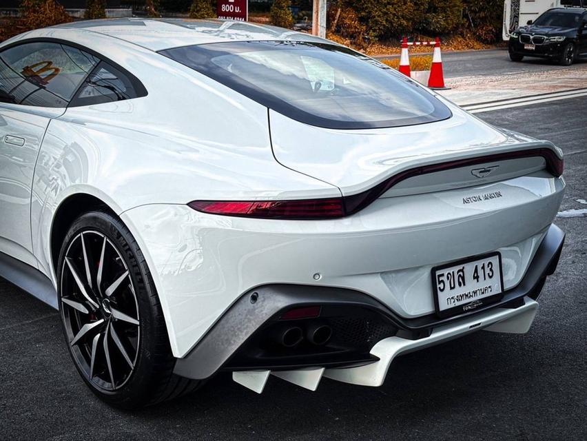 2022 Aston Martin Vantage V8 White รหัส KPV413 17