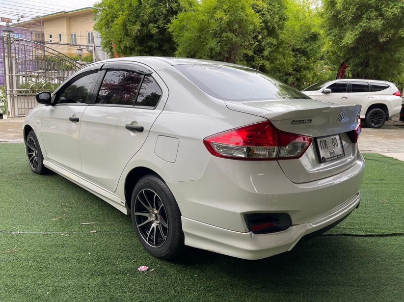 2020 เกียร์ธรรมดา  Suzuki Ciaz 1.2  GA Sedan 5