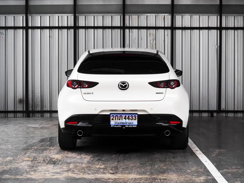 รูป Mazda 3 รุ่นพิเศษ 100th Anniversary Edition ปี 2021 5