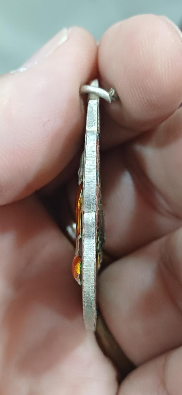 เหรียญเสมาหลวงพ่อเปิ่น วัดบางพระ ไหว้ครูปี42 เนื้อเงินลงยา รูปที่ 4