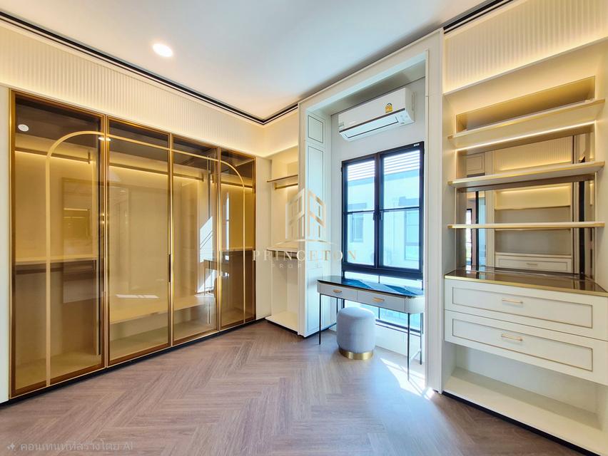 Luxury House for Sale Nantawan Rama 9 – New KrungthepKreetha 18