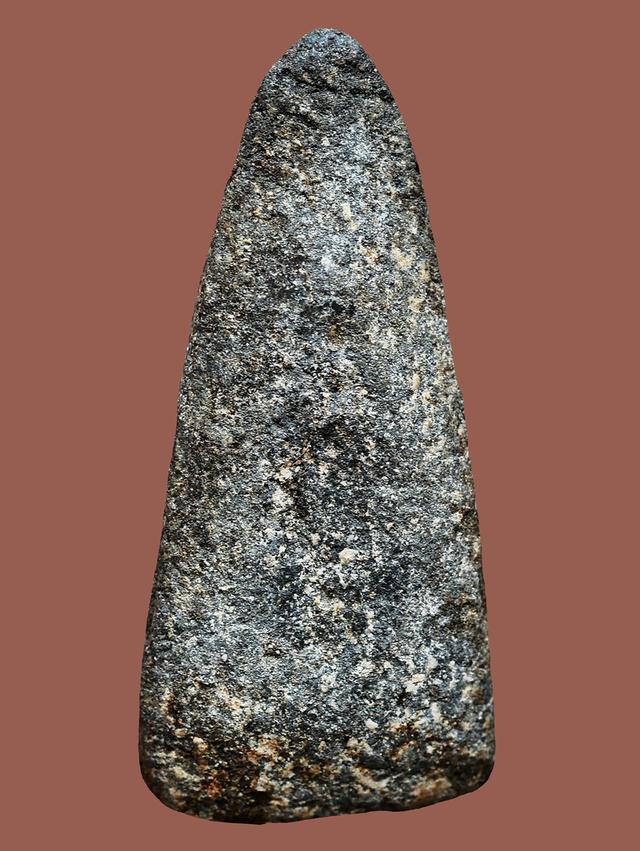 พระหลวงปู่ทวดเนื้อว่าน รุ่นแรก วัดช้างให้ พิมพ์กลางชลูด ปี 2497....เก่าๆ 2