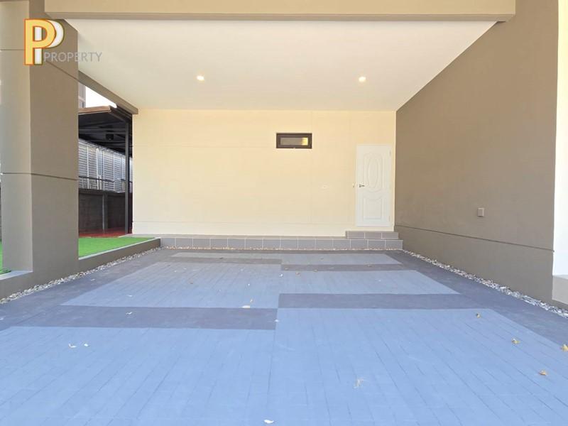 บ้านหรู Luxury Living ใจกลางพัฒนาการ รีโนเวทใหม่ พร้อมอยู่ ในโครงการคุณภาพ The City Pattanakarn 2