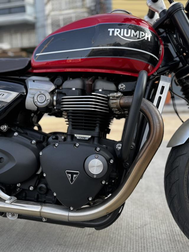 TRIUMPH SPEED TWIN 1200 ปี2019 300,000 บาท ไมล์ 800 กม. Line id Somchay1340 รูปที่ 9