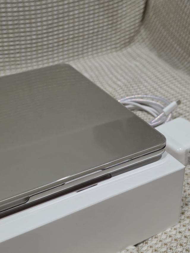 Macbook Air M4 256G 13 Starlight