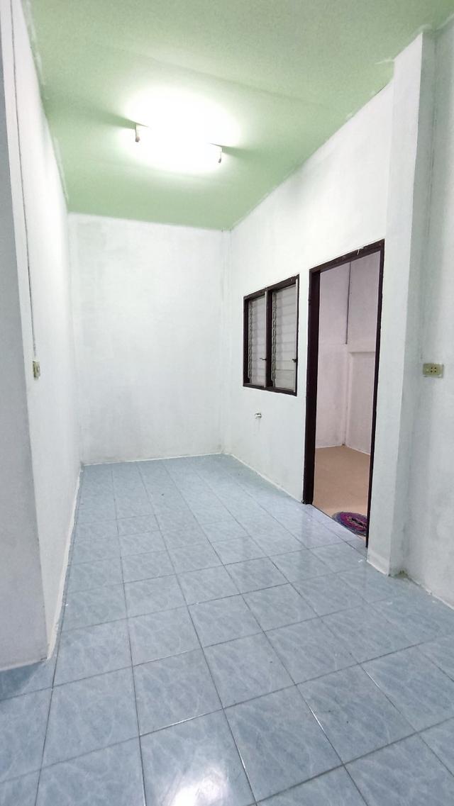 ขายทาวน์เฮาส์ ใจกลางนิคม 304 ปราจีนบุรี 7