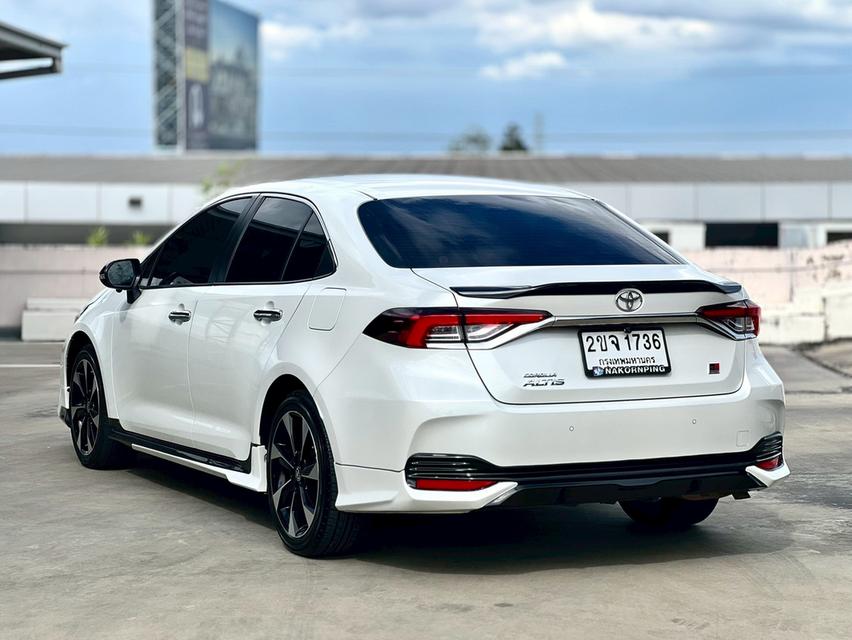 Toyota Corolla Altis 1.8 GR Sports ปี 2021 แท้รถสวยๆ ไมล์ 61,000 กม. 8