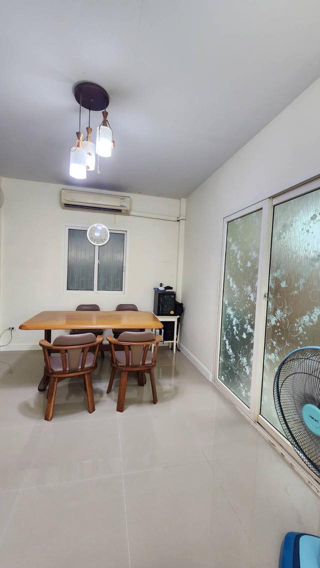 ขายบ้านแฝดหลังมุม เดอะวิลล่า รัตนาธิเบศร์ ซ.ท่าอิฐ พร้อมเข้าอยู่ ทำเลดี เดินทางสะดวก ใกล้ MRT ท่าอิฐ นนทบุรี 18