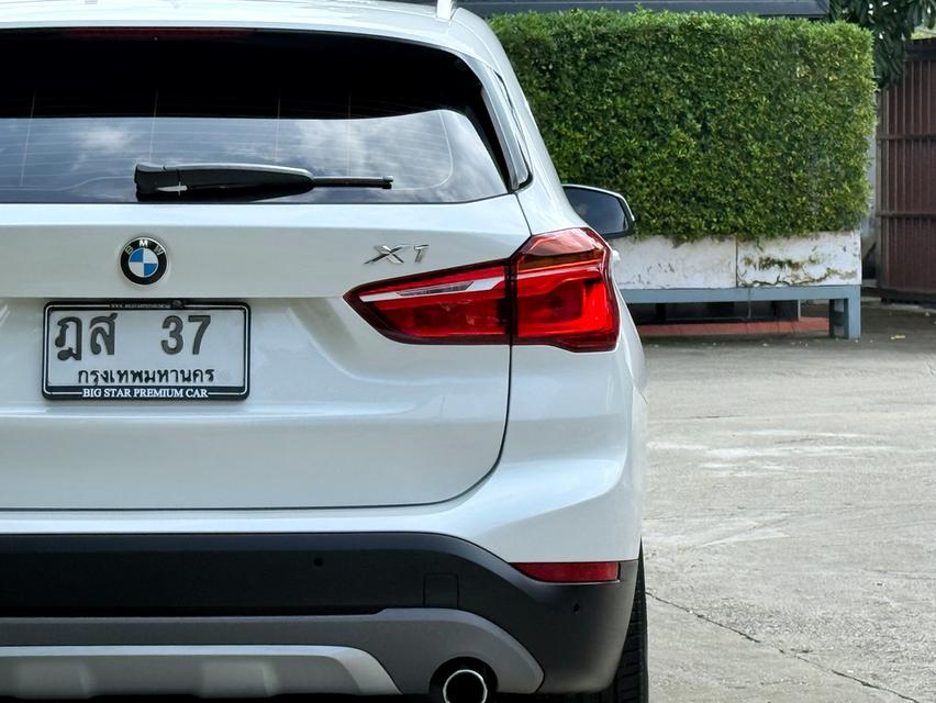 2020 BMW X1 20D ( 190 แรงม้า ) รถมือเดียวออกป้ายแดง รถวิ่งน้อย เข้าศูนย์ตามระยะ รถไม่เคยมีอุบัติเหตุครับ 9