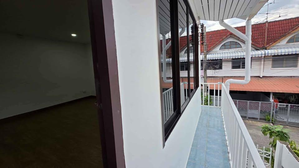 เช่าบ้าน นาคนิวาส 44 ลาดพร้าว หมู่บ้าน ระเบียงทอง 4 8