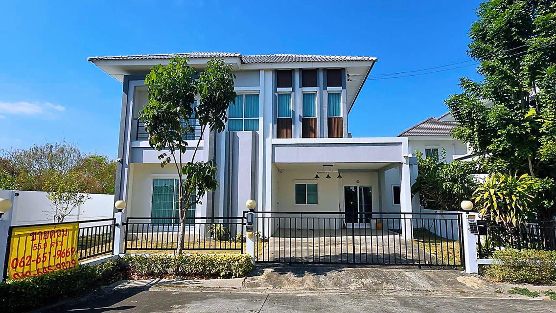 ขายด่วน !!! บ้านเดี่ยวหลังมุม ทำเลดี  ใกล้สุวรรณภูมิ 1