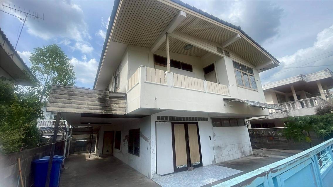 บ้านเดี่ยว โชคชัย 4 ซอย 50 เจ้าของขายเอง 1