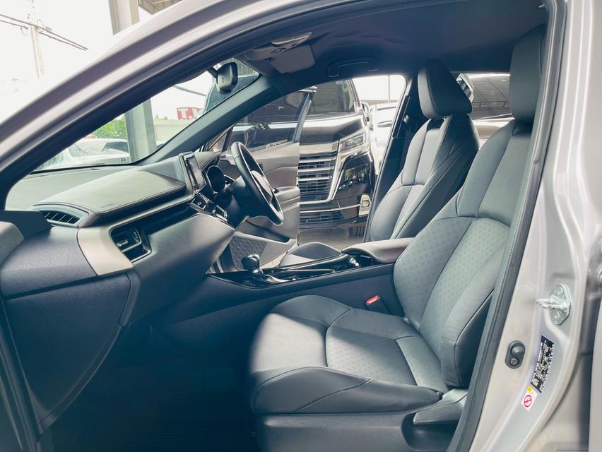 TOYOTA C-HR 1.8 Hybrid High 2018 15
