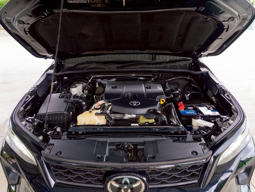 รหัสรถ 12AT9599 Toyota Fortuner 2.8 Legender Black Top 4WD | ปีจด : 2021 19