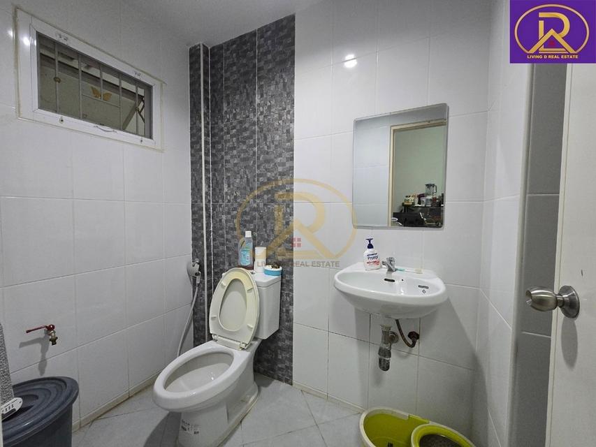 ขายถูกที่สุดในโครงการ ทาวน์เฮ้าส์ 2 ชั้น หมู่บ้านบางแสนวัลเล่ย์ เลี่ยงตลาดหนองมน ต.ห้วยกะปิ อ.เมืองชลบุรี จ.ชลบุรี 4