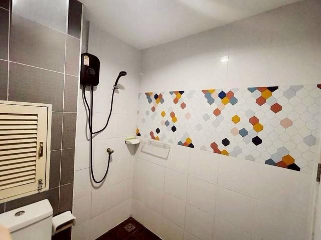 ขายอาคารพาณิชย์ (พร้อมผู้เช่า) ในโครงการดีคอมเพล็กซ์ ศรีราชา-นิคมปิ่นทอง1 ต.หนองขาม อ.ศรีราชา จ.ชลบุรี 4