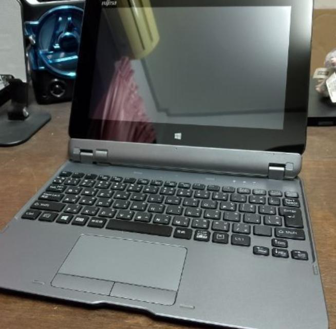 Fujitsu Arrow Tab Q555 1