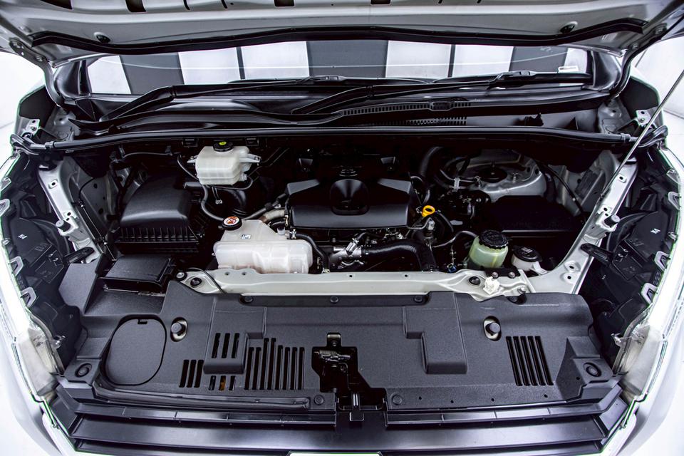 TOYOTA COMMUTER 2.8 รถตู้หน้า 3
