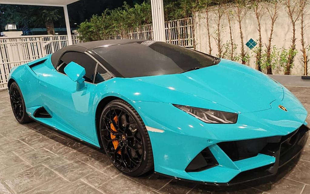  Lamborghini huracan Evo spyder 4 WD 2023  4