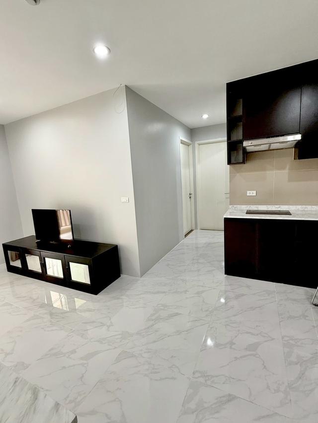 ขายห้องชุด โครงการ HAPPY CONDO ลาดพร้าว 101 ตึก C ชั้น 2 ห้องมุม ห้องขนาด 66.4 ตรม. 2 นอน 2 น้ำ 1 ห้องรับแขก 1 ห้องครัว 3