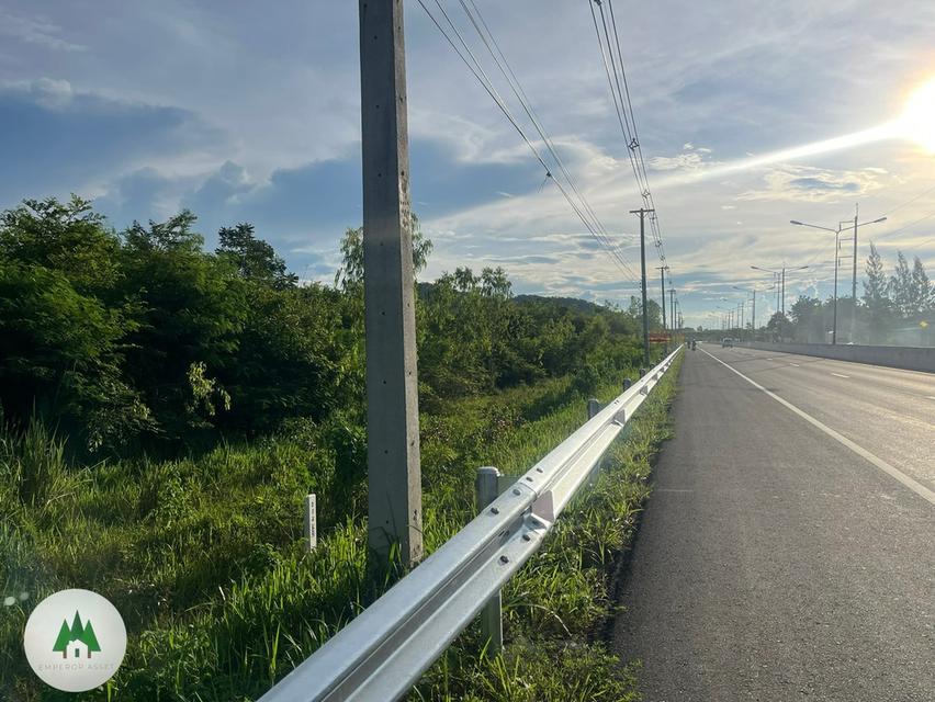 📣 ขายที่ดินติดถนนราชบุรี-ผาปก (3208) ตำบลรางบัว อำเภอจอมบึง จังหวัดราชบุรี เนื้อที่ 115 ไร่ 💰ราคาไร่ละ 590,000 บาท 6