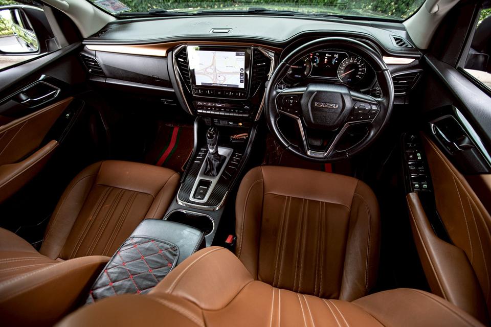 Isuzu Mu-X 3.0 ULTIMATE AT สีเทา ปี 2021 มือเดียวป้ายแดง 13
