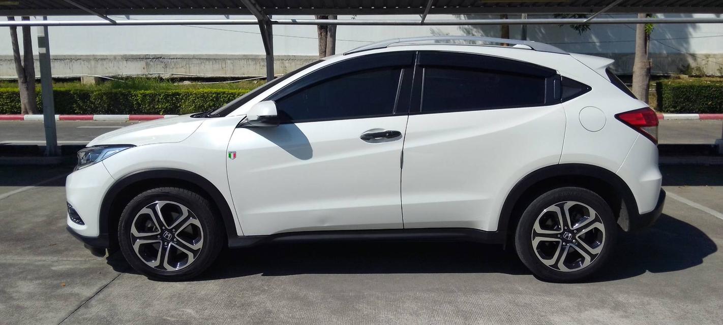 HONDA HRV สีขาว 1.8 EL ปี 2019 2