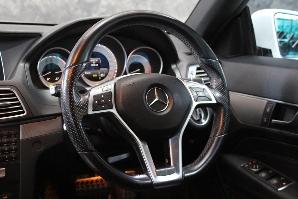 รหัสรถ JRS5576 ✨ Mercedes-Benz E200 Cabriolet ปี 2014 สีขาว (White Diamond) ✨ รูปที่ 15