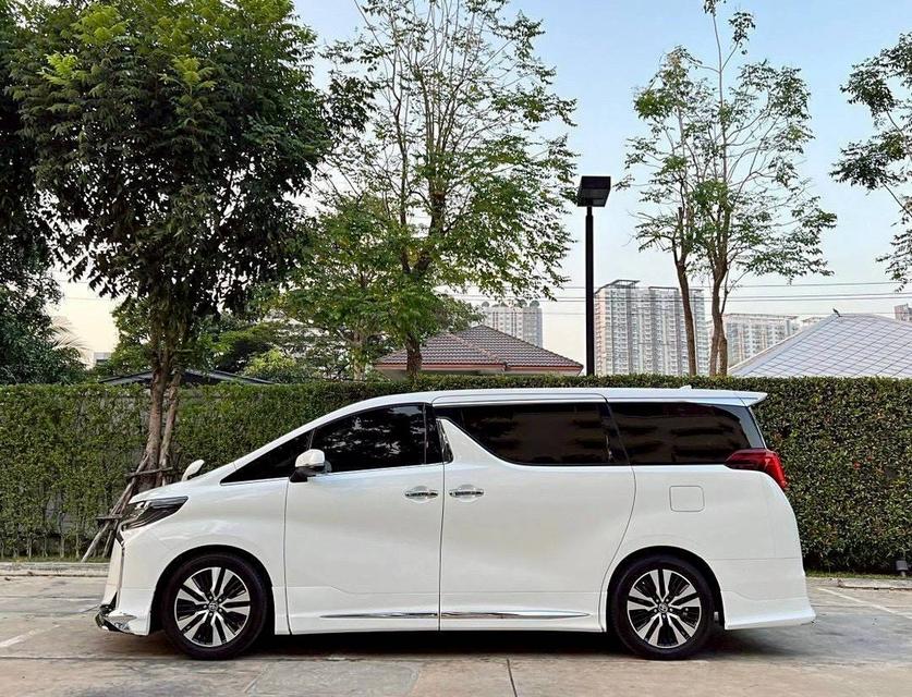 #TOYOTA #ALPHARD 2.5 SC package 2023  รถสวยสภาพป้ายแดง ไมล์น้อย เช็คศูนย์ทุกระยะ เจ้าของดูแลอย่างดี