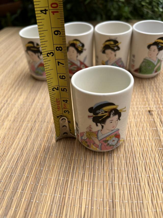 ชุดถ้วยกระเบื้องเคลือบ (porcelain) ลายเกอิชาสาวญี่ปุ่น งานวาดมือ รูปที่ 6